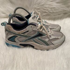 RDK Shoes Women’s‎ Size 8 Lace Up Sneakers White Fo Have Some Wear See Photos